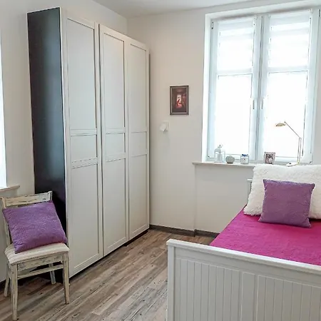 Everysky - Konstytucji 3 Maja 55 * 卡尔帕奇